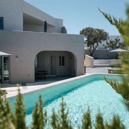 Elements Cozy Suites Pyrgos Exterior foto
