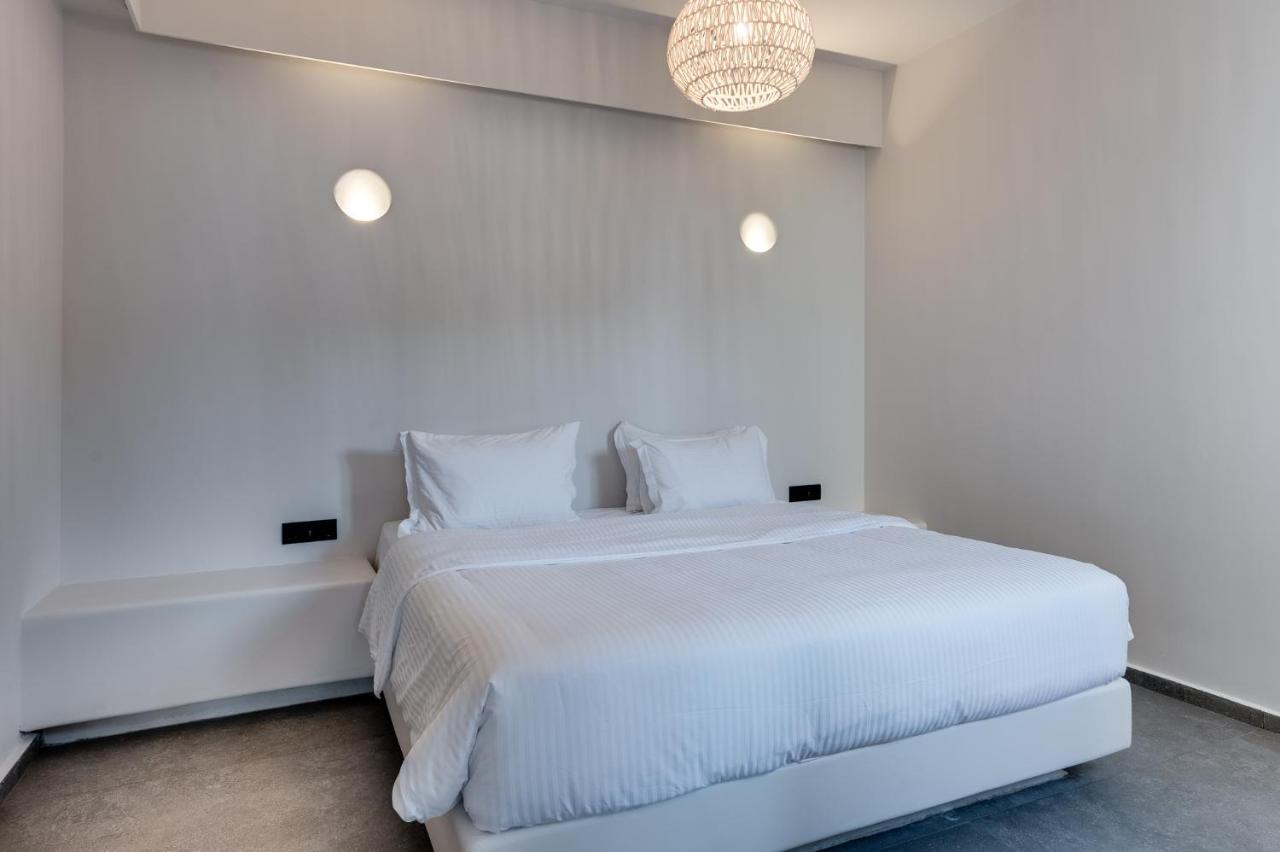 Elements Cozy Suites Pyrgos Exterior foto