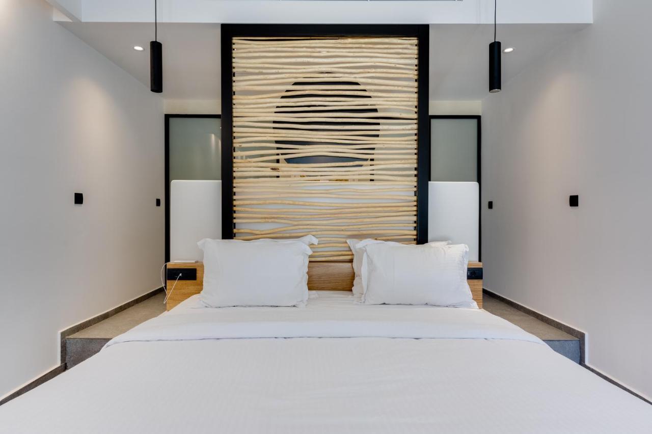 Elements Cozy Suites Pyrgos Exterior foto