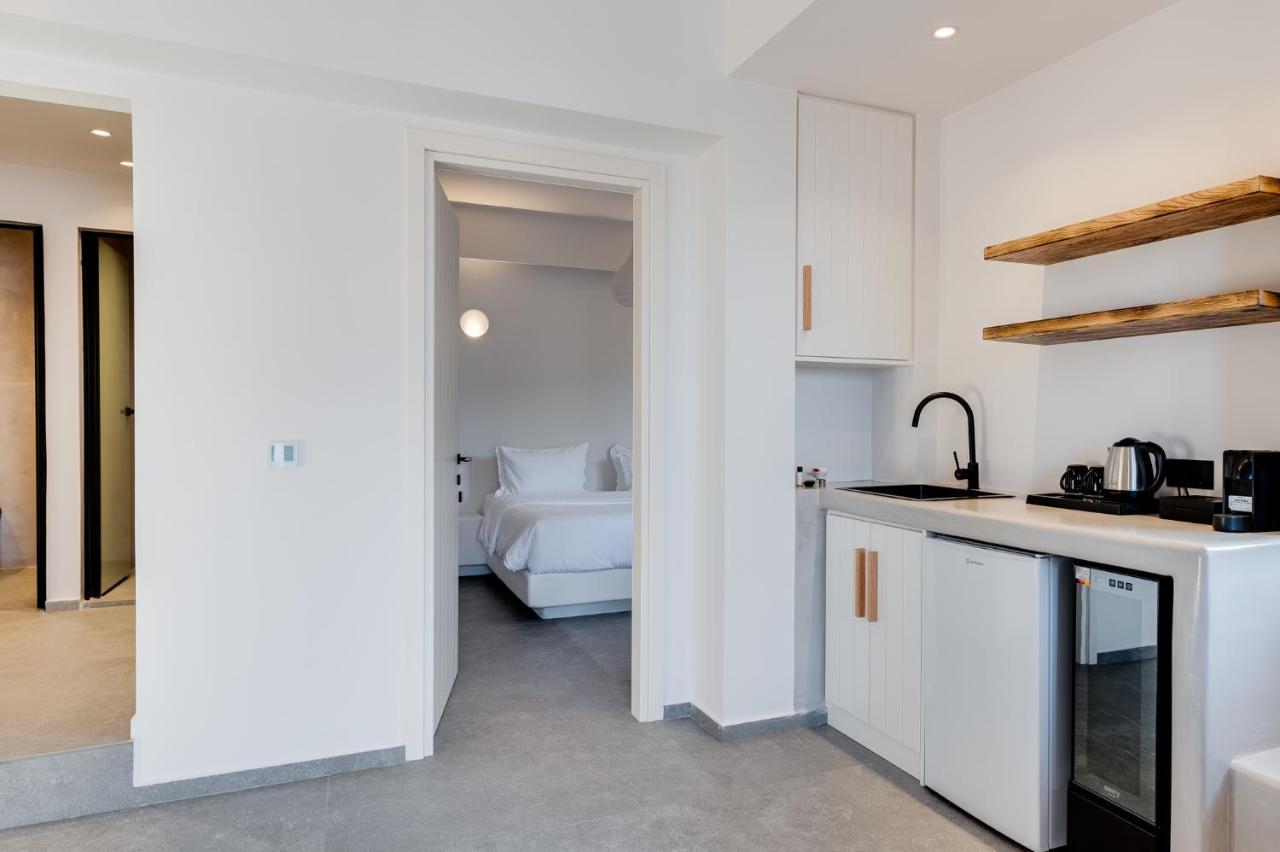 Elements Cozy Suites Pyrgos Exterior foto