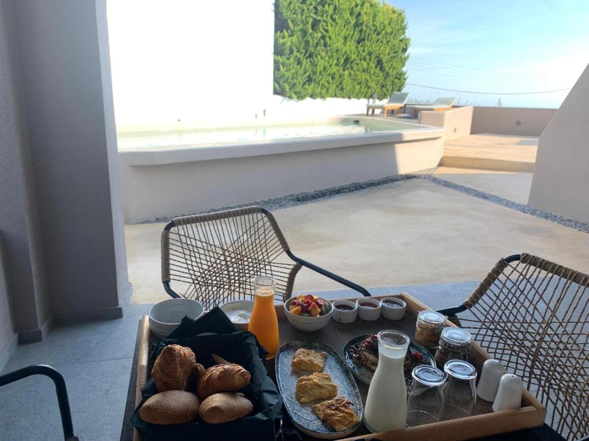 Elements Cozy Suites Pyrgos Exterior foto